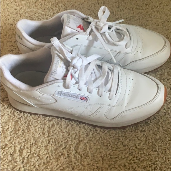 Classic Reebok - Picture 2 of 6